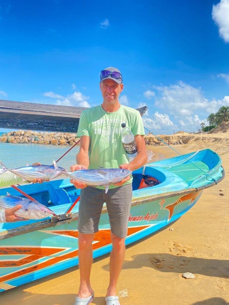 Blue Waves Kite Surfing Beach Resort Kalpitiya Eksteriør bilde