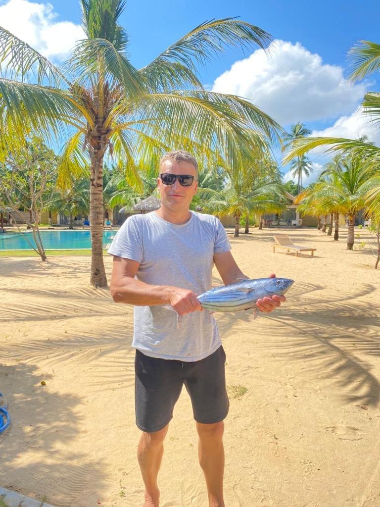 Blue Waves Kite Surfing Beach Resort Kalpitiya Eksteriør bilde